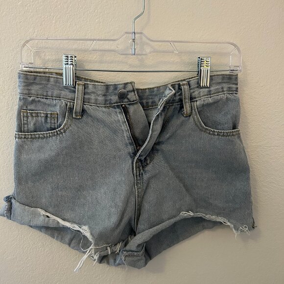 Sadelle - Heart Print Pocket Denim Hot Pants - Picture 3 of 3